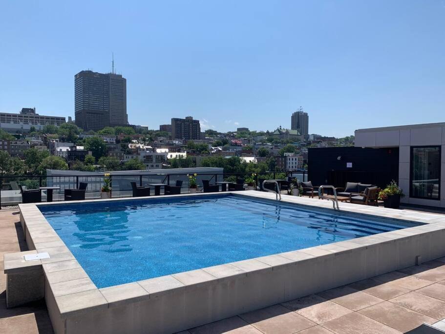 Le Coeur Du Festival D'Ete De Quebec Apartamento Exterior foto